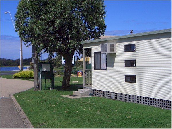 Budget Cabin - Pet Friendly